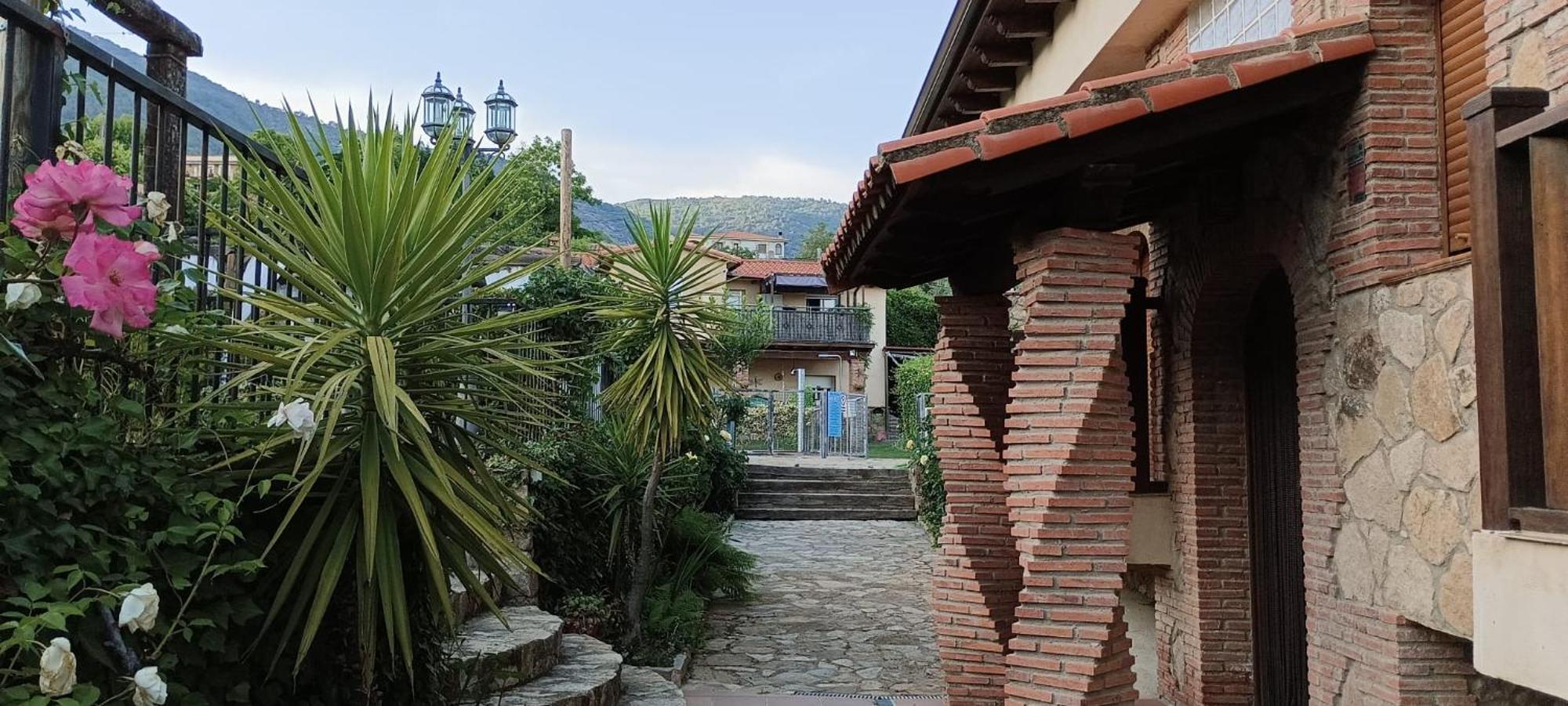 Gospodarstwo wiejskie Aguas Del Venero Losar De La Vera